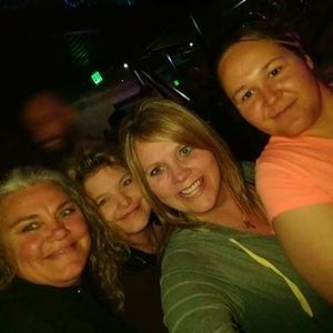 Meet your Posher, Loretta